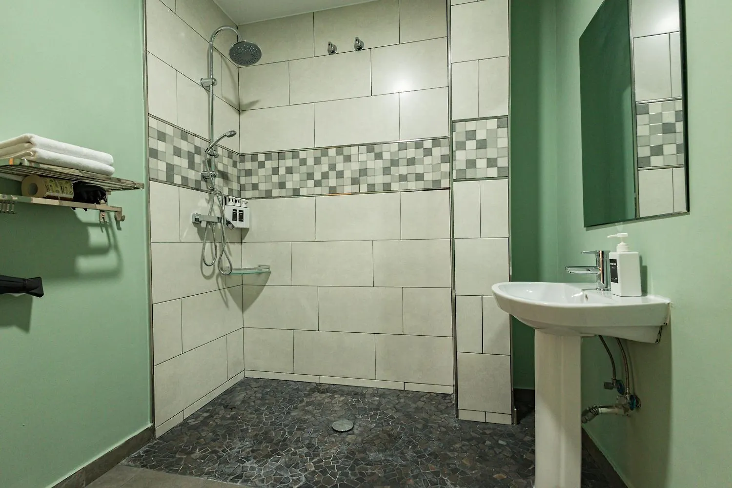 The Clover Seville Guest house