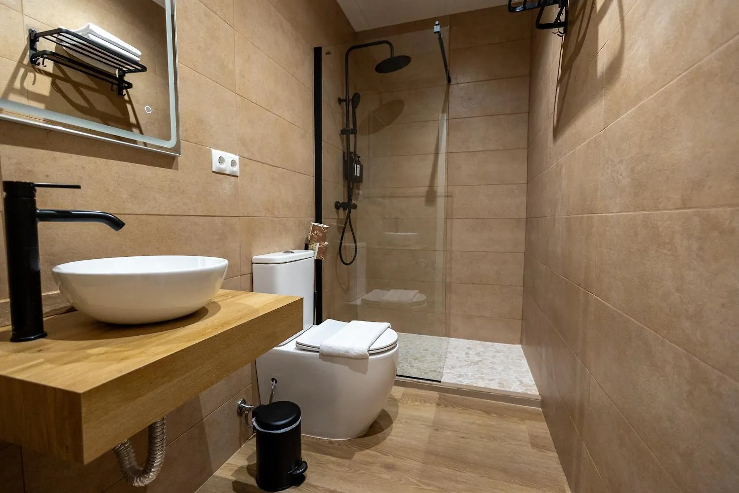 Guest house The Clover Seville