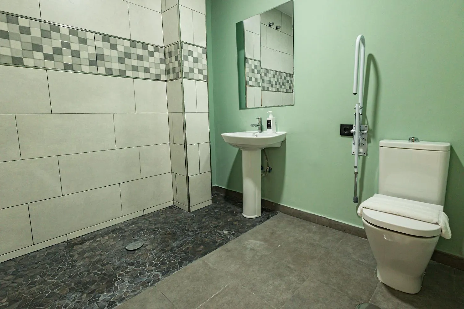 The Clover Seville Guest house