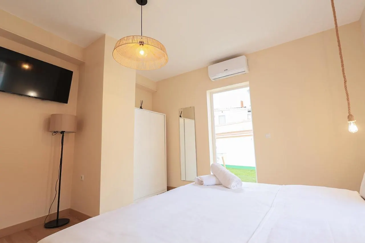 The Clover Seville Guest house